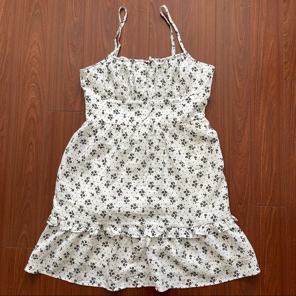 BCBG LILY DREES - Picture 2 of 4